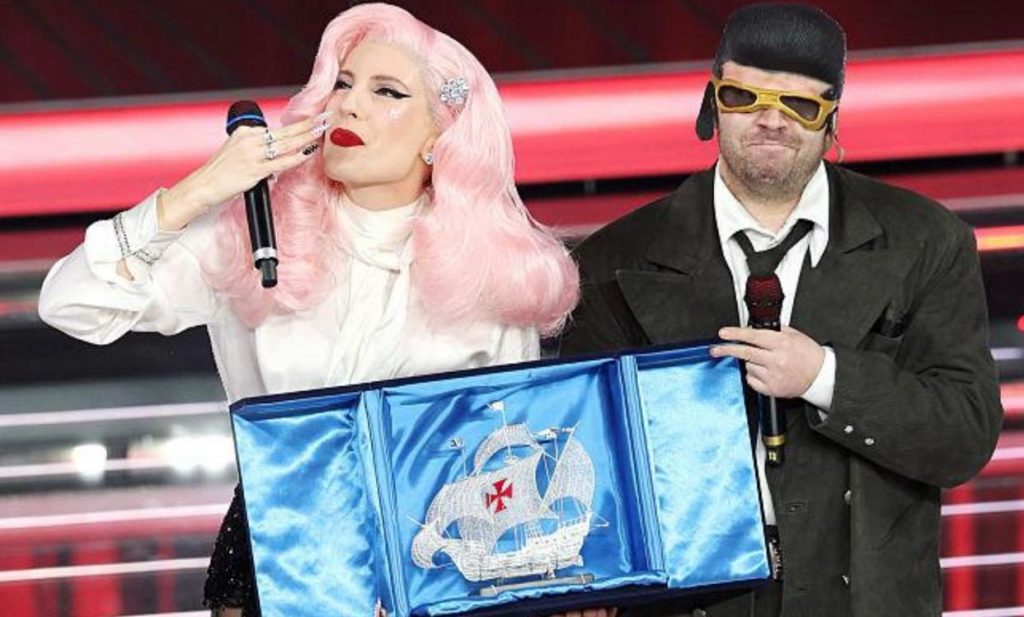 Sanremo 2026 Notte Di Cover E Colpi Di Scena Trionfa Ditonellapiaga Sanremo 2026 Notte Di Cover E Colpi Di Scena Trionfa Ditonellapiaga